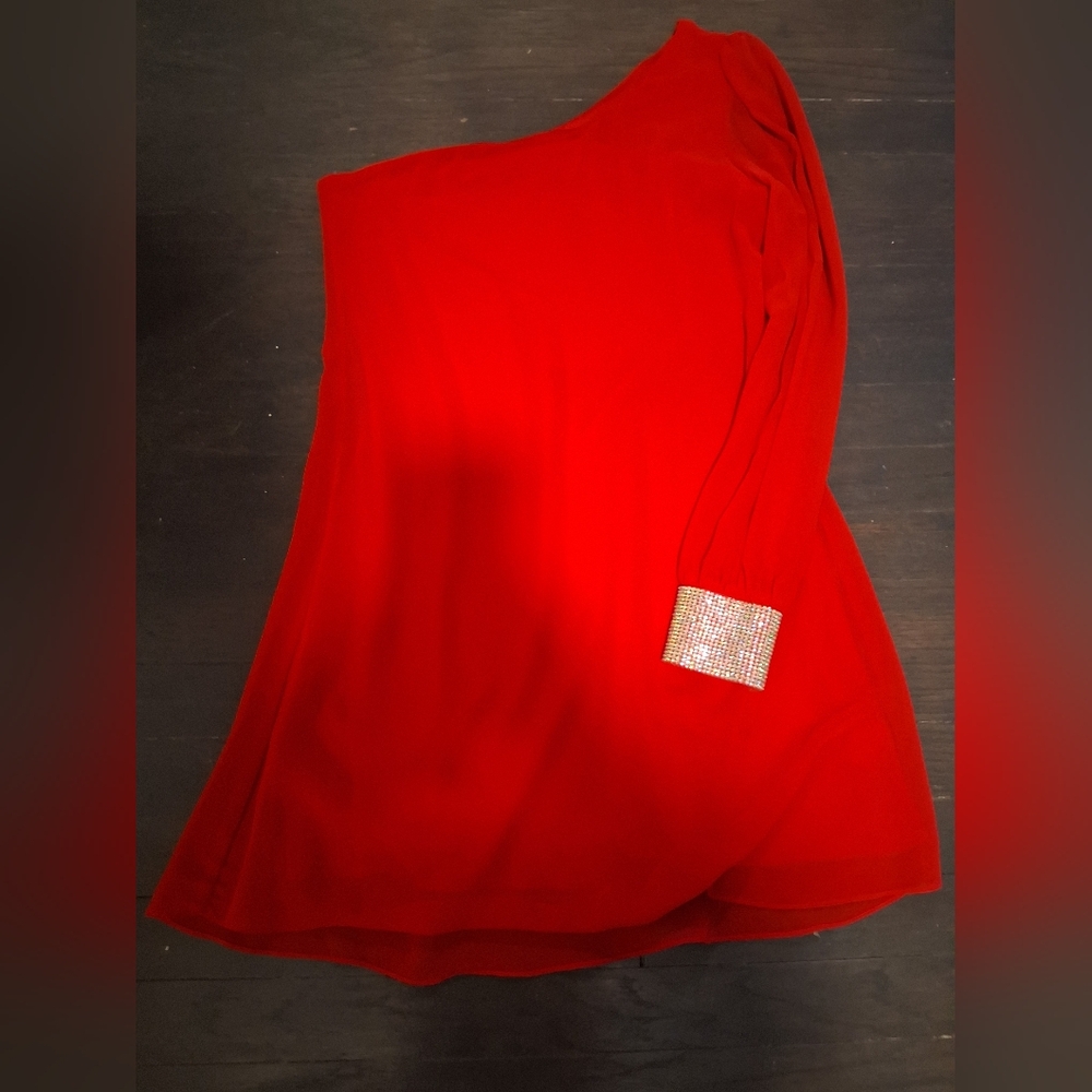 City Triangles Vibrant Red One-Shoulder Mini Dress